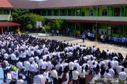 SE Mendikdasmen Lindungi Guru Non-ASN yang Masuk Dapodik, Pemda Tak Berkutik