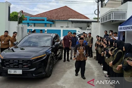SE Mendikdasmen: Pemda Ketakutan Mempekerjakan Guru Honorer Database