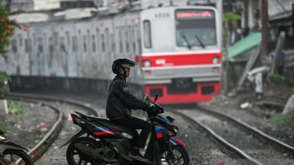 Sinergi Pemerintah Pusat dan Daerah Kunci Atasi Perlintasan Liar Kereta Api