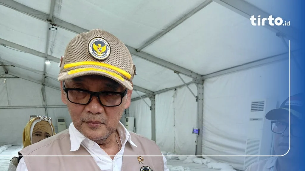 Stiker KBIHU di Tenda Arafah Dicopot, Diganti Resmi PPIH
