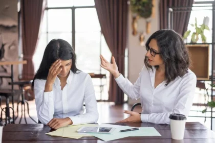 Strategi Efektif Menghadapi Gaslighting Rekan Kerja di Kantor