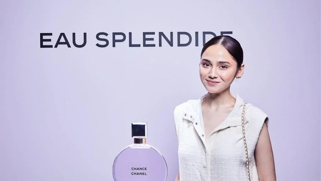 Syifa Hadju Curi Perhatian di Acara Chanel di Korea