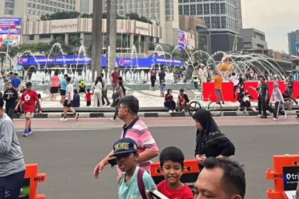 Tak Ada CFD, Sudirman-Thamrin Masih Ramai Didatangi Warga Buat Olahraga