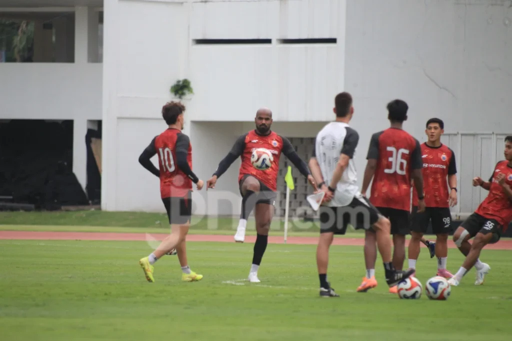 Thales Lira Resmi Tinggalkan Persija Jakarta dengan Pesan Emosional