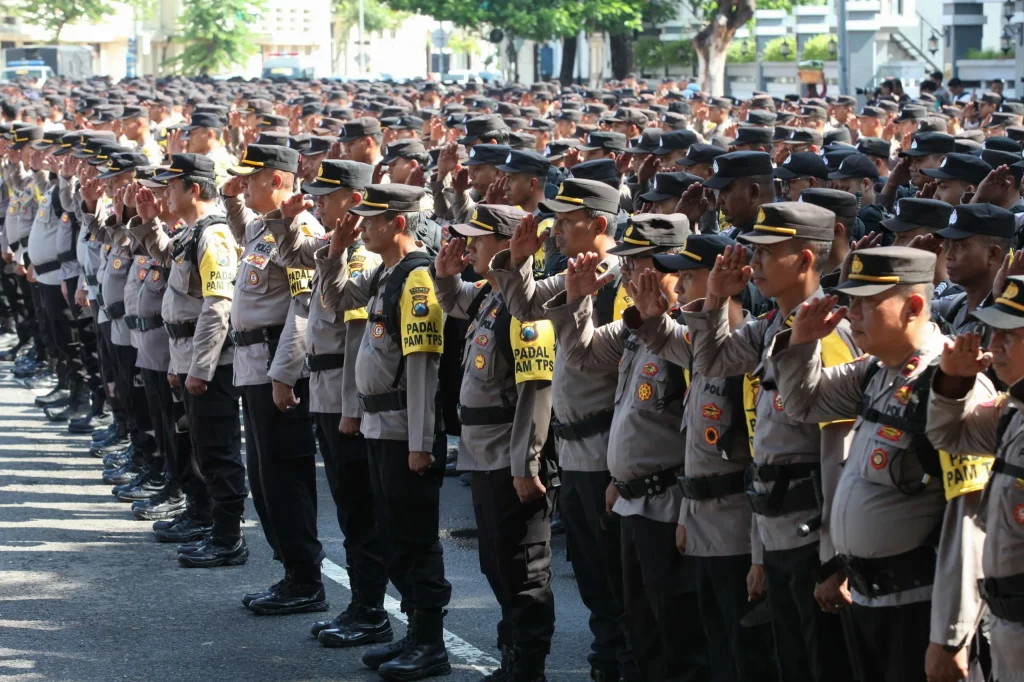 Tim Reformasi Polri Soroti Praktik Pungli SIM SKCK dan Laporan Mandek