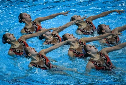 Tim Rusia Beraksi di Ajang Team Acrobatic World Cup Seni Renang Artistik 2026 di Xi'an