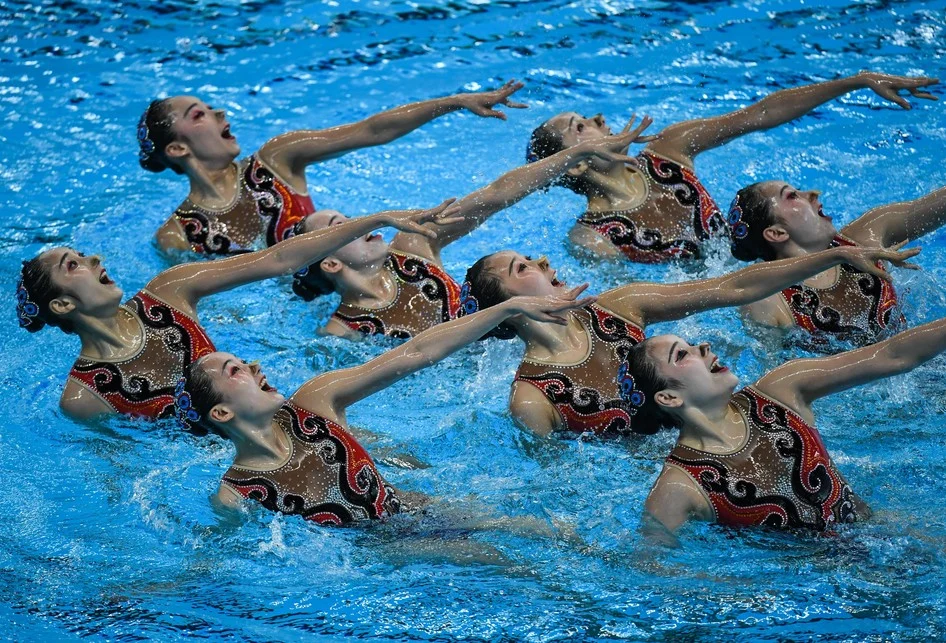 Tim Rusia Beraksi di Ajang Team Acrobatic World Cup Seni Renang Artistik 2026 di Xi'an