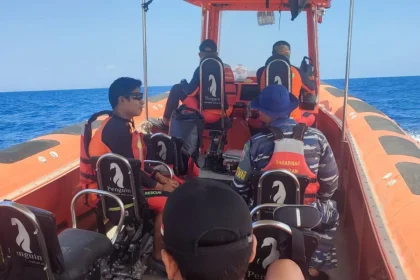Tim SAR Terus Bergerak Cari Nelayan Hilang Saat Melaut di Sumbawa