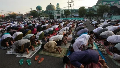 Umat Islam di Indonesia Melaksanakan Salat Idul Adha dengan Tertib dan Khusyuk