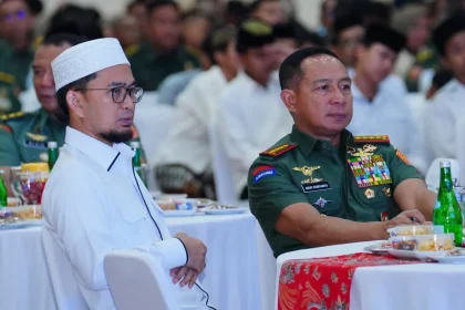 Wakil Panglima TNI Hadiri Salat Iduladha Bersama Prajurit dan Masyarakat di Papua Barat