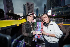 Wamen Ekraf Ajak Sung Kang untuk Menjelajahi Jakarta "Night Drive"