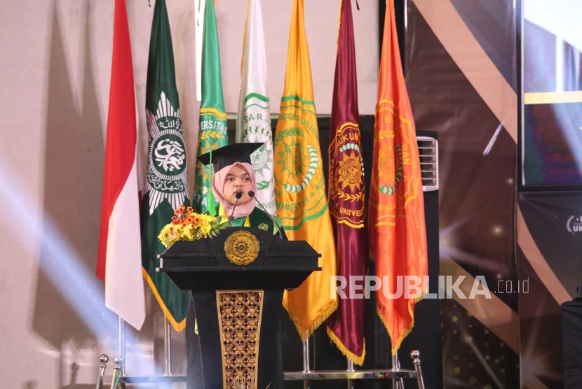 Wisudawan Difabel UMJ: Kampus Beri Ruang Berkembang Tanpa Batas