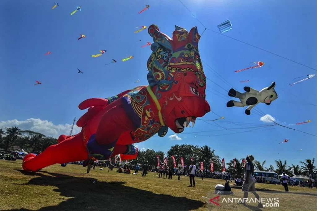 13 Negara Ikuti Garut International Kite Festival di Jawa Barat