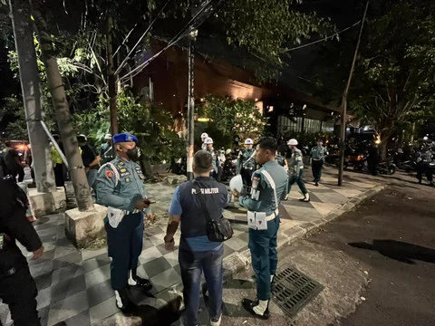 14 Oknum TNI-Polri Terjaring Razia di Tempat Hiburan Malam di Surabaya