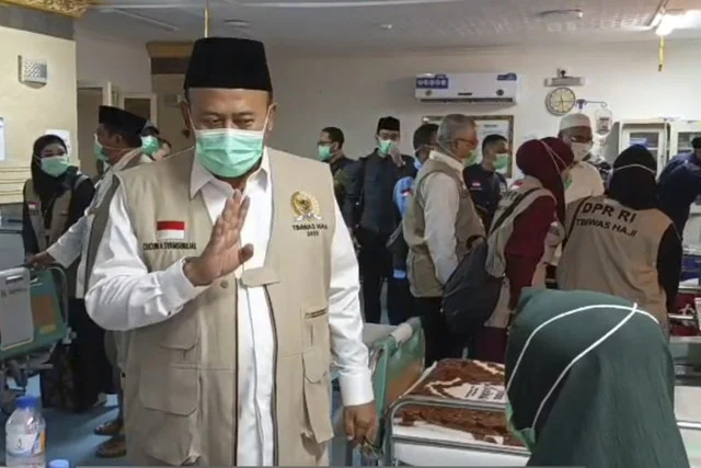 99.982 Jemaah RI Siap Ke Madinah, Timwas Haji DPR Minta Kemenhaj Siap