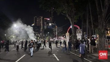 Aksi Represif ke Massa Aksi Surabaya Dikecam Aliansi Guru Besar