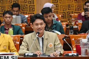 Aliansi BEM Bersatu Soroti Mobil yang Dipakai Tiyo Ardianto