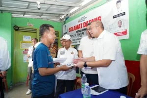 Andre Rosiade dan IKM Bantu Perantau Minang Korban Kebakaran Kemayoran