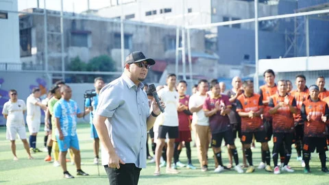 Andre Rosiade Kawal Olahraga di Sumbar: Sepak Bola, Padel, Hingga Karate