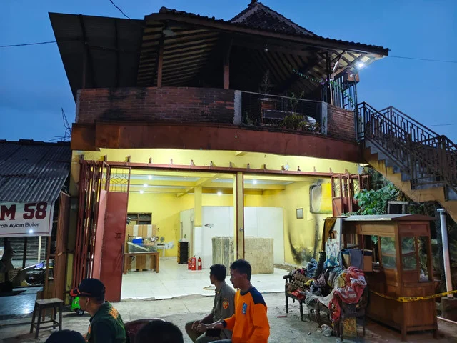 Api Kebakaran Misterius Rumah Sleman Merembet: Warga Ronda Malam, Damkar Standby