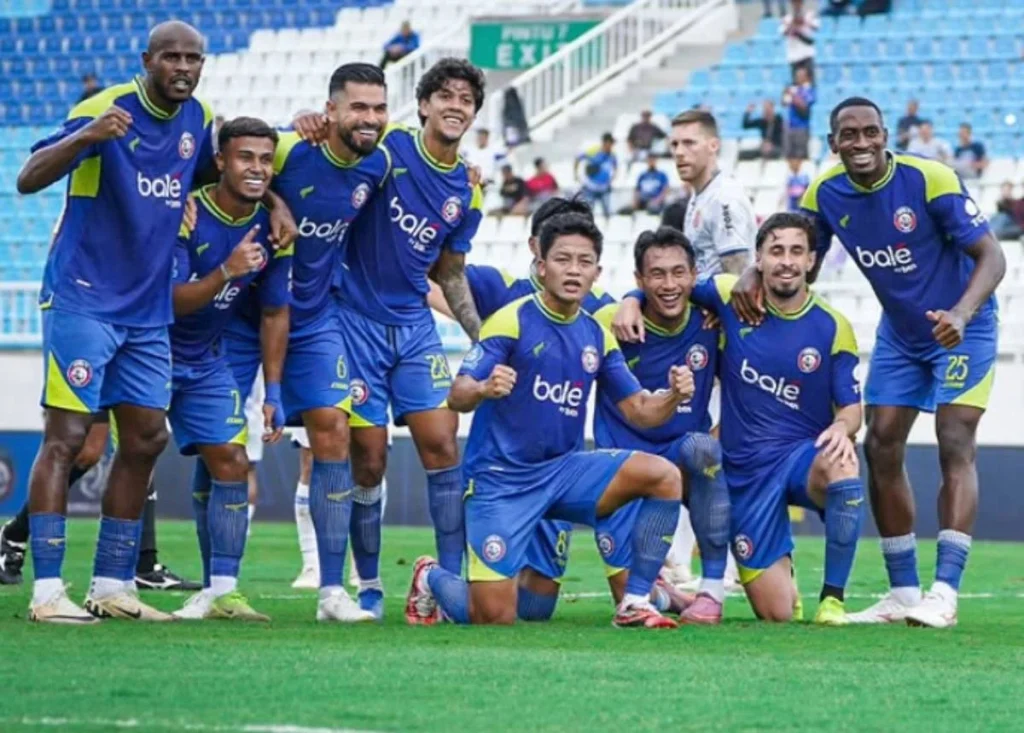 Arema FC Berbenah Sosok Ikonik Ini Tak Lagi Bersama Tim
