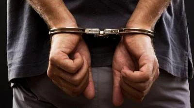 Bareskrim Tahan Eks Petinggi OJK dalam Kasus Penggelapan Dana Syariah Indonesia