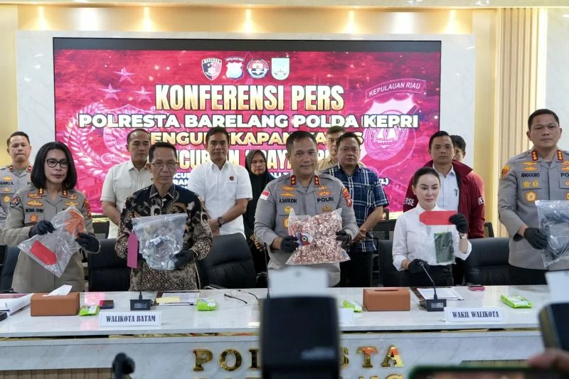 Batam dan Polda Kepulauan Riau Lawan Rayap Besi Perusak Fasilitas Publik