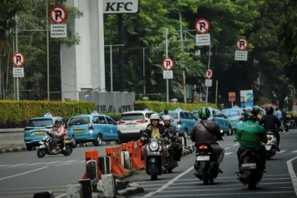 Berkendara Melawan Arus Bisa Dipidana hingga 6 Tahun