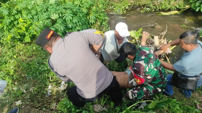 Bidan Ditemukan Tewas di Saluran Drainase Situbondo, Diduga Dibunuh