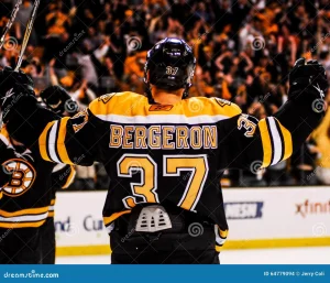 Boston Bruins Pensiunkan Nomor Punggung 37 Milik Legenda Patrice Bergeron