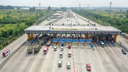 Bule Georgia Nyasar Masuk Tol Pasteur Pakai Motor Akibat Google Maps