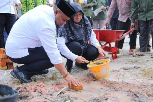 Bupati Siak Afni Membangun Rumah Singgah Kesehatan Gratis untuk Masyarakat