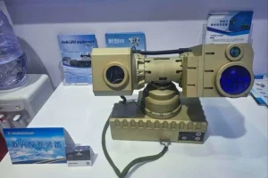 China Kenalkan Senjata Laser Genggam Lijian untuk Jatuhkan Drone