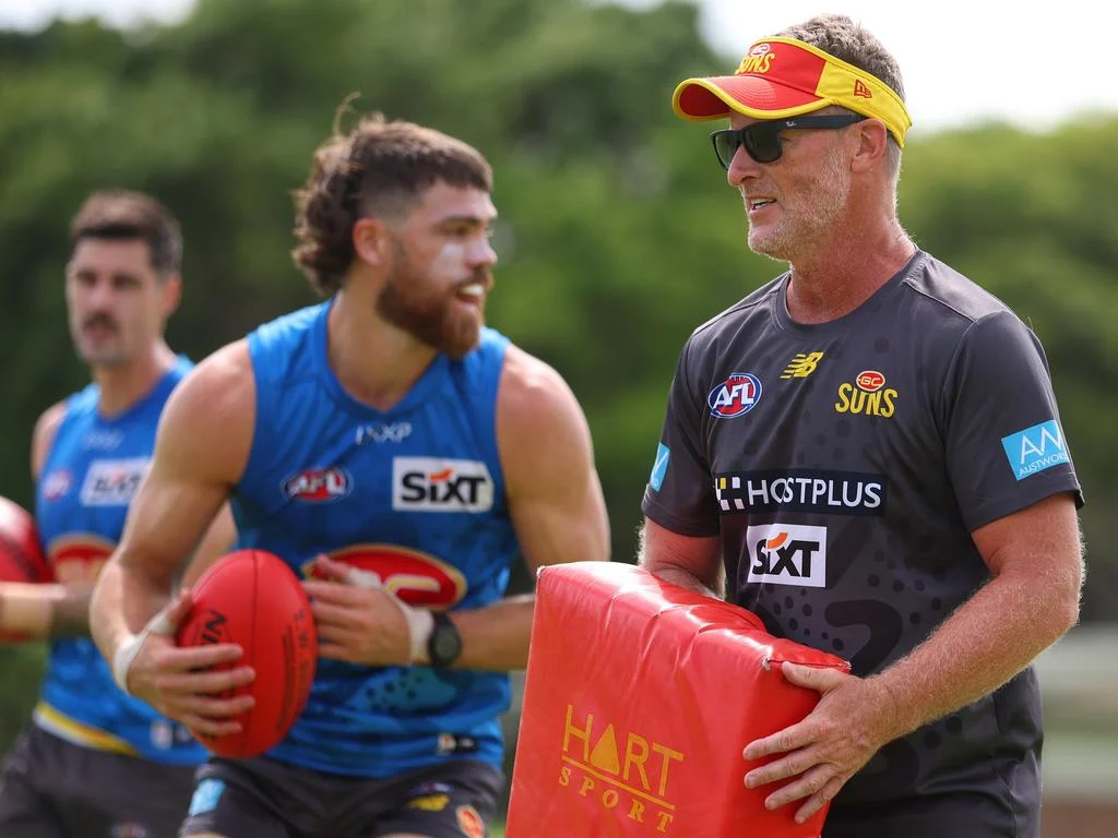 Damien Hardwick Mempertanyakan Kinerja Gold Coast Suns Setelah Kekalahan dari Brisbane Lions