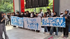 Deretan Kontroversi Mahasiswa di Kampus: Dari Pelecehan Seksual hingga Ciuman Sesama Jenis