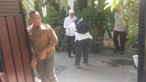 Didit Temui Jokowi di Solo, Membawa Buku dan Ransel