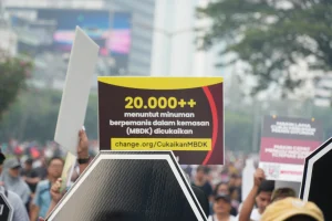 Dolar Tembus Rp18.000, Pengusaha Lega BBM Tak Naik-Cukai MBDK Ditunda