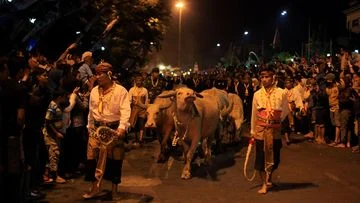 Dua Raja Klaim Gelar Kirab 1 Suro, Walkot Solo Diminta Turun Tangan
