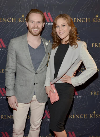 Erin Krakow dan Ben Rosenbaum Membawa Anak Perempuan Terbaru sebagai Hadiah Terbesar