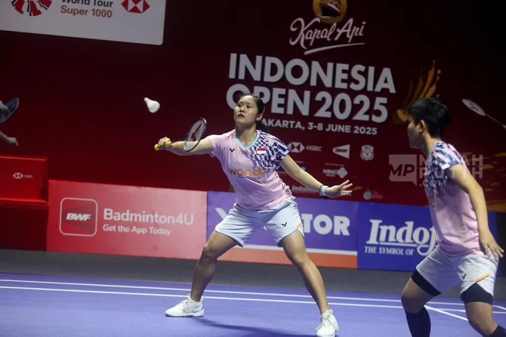 Fadia/Tiwi Singkirkan Ganda Putri Ranking Tiga Dunia di Indonesia Open 2026