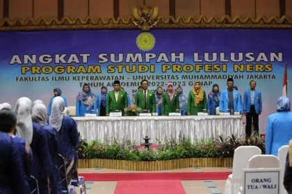 Fakultas Ilmu Keperawatan UMJ Angkat Sumpah 109 Lulusan Profesi Ners