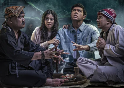 Film Dukun Magang Hadirkan Komedi dan Horor dengan Chemistry Para Pemain