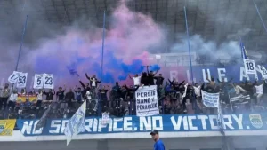 Flare Menyala, Denda Mengalir: Persija, Persib, dan Persebaya Menangis