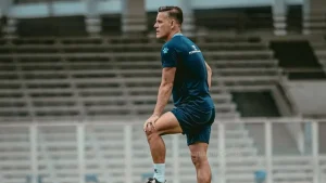 Garuda Calling Piala AFF 2026 Belum Diumumkan, John Herdman Harus Coret 17 Bintang Timnas Indonesia