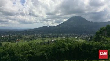 Gempa Vulkanik Dangkal-Dominasi Aktivitas Gunung Lokon di Tomohon