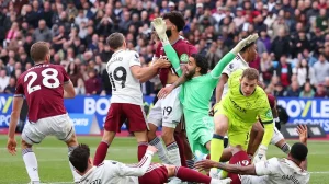 Gol Jerman Dianulir VAR, Juergen Klopp Sindir Arsenal