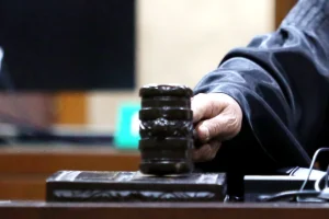 Hakim SW Terima Suap Rp 2 Miliar, Kariernya Tamat