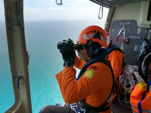 Helikopter SGI Gagal Cari Bocah Tenggelam di Pantai Kuta, Pencarian Dihentikan
