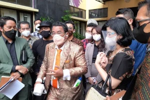 Hotman Paris Geram Komnas Perempuan, Minta Dipecat