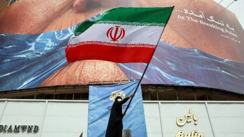 Iran Menghadapi Tantangan Dalam Negeri Pasca Perang